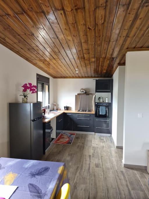 Charment Appartement Avec Vue Sur Mer Petite Île Buitenkant foto